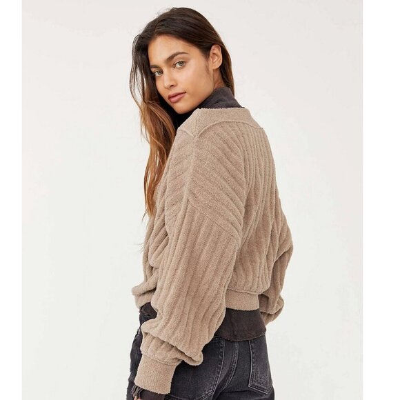 Free People Cabin Fever Pullover in Size Small - Picture 2 of 8